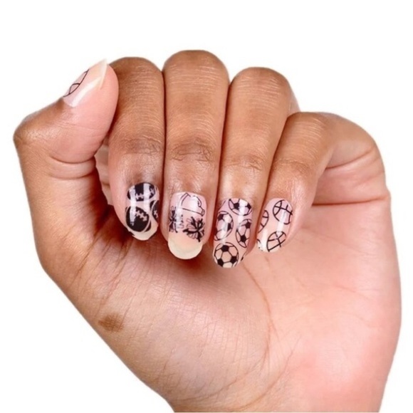 Color Street Nail Polish Strips Set - Picture 9 of 13